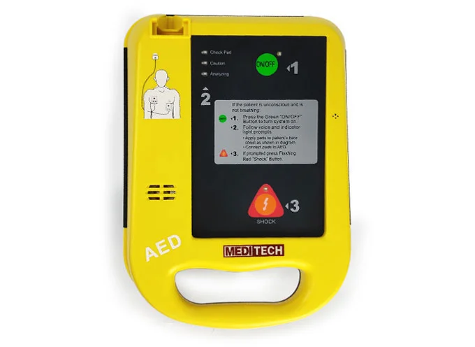 Defi 5 automático (Atutomated) desfibrilador externo Первый украиноязычный дефибриллятор с автоматическим подбором напряжения и количества разрядов. 90% людей выживают, если дефибриллятор рядом в первые 2-5 минут. 10% людей спасают, когда дефибриллятор рядом в первые 10-20 минут.